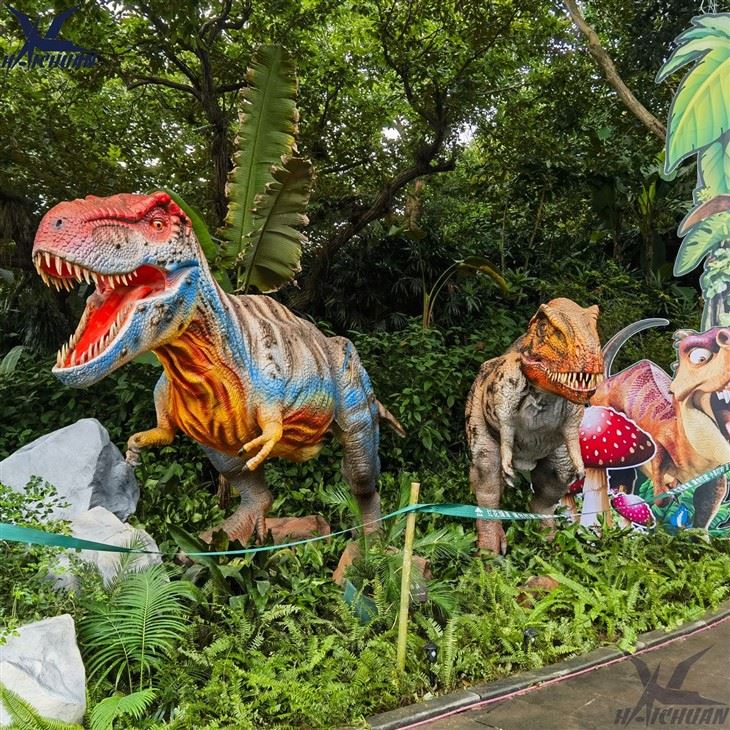 Outdoor Dinosaur Exhibition